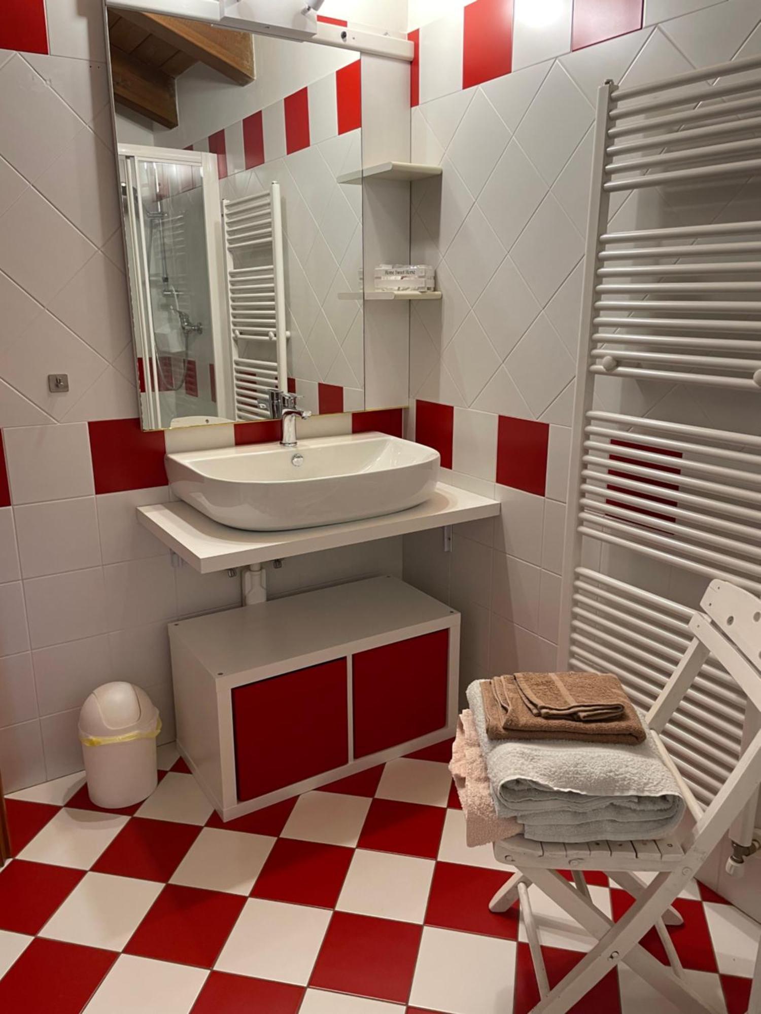 L'Angolo Di Leo Borgofranco d'Ivrea Extérieur photo